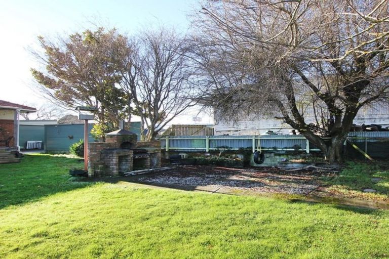 Photo of property in 1 Bruce Street, Mosgiel, 9024
