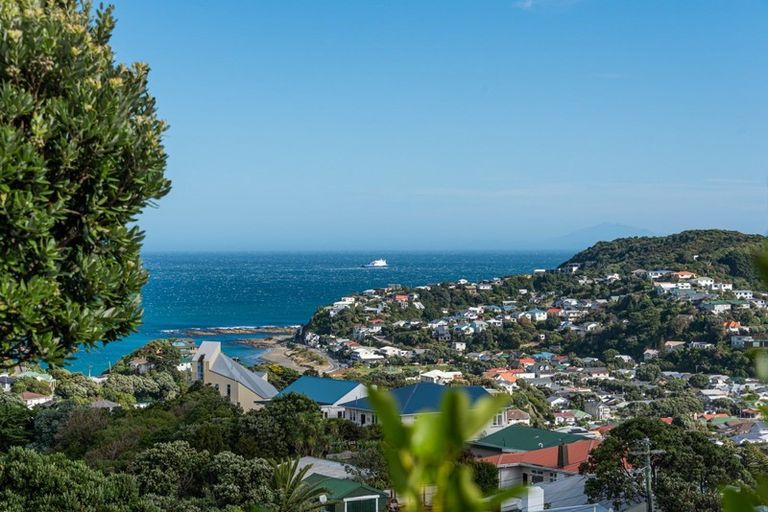 Photo of property in 27 Hudson Street, Island Bay, Wellington, 6023