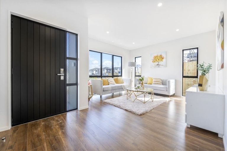 Photo of property in 25 Greenan Drive, Flat Bush, Auckland, 2019