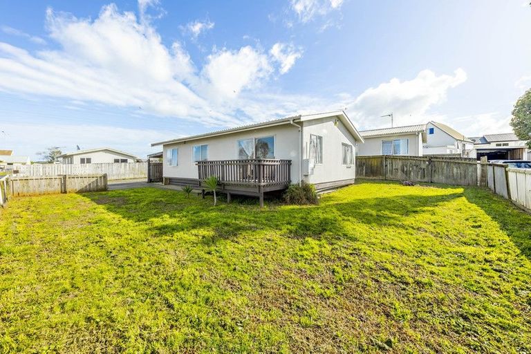 Photo of property in 1/43 Trimdon Street, Randwick Park, Auckland, 2105