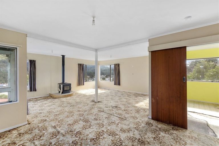 Photo of property in 4a August Avenue, Wainuiomata, Lower Hutt, 5014