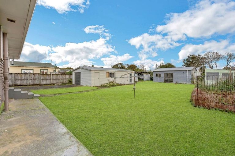 Photo of property in 53 Sheehan Avenue, Papakura, 2110
