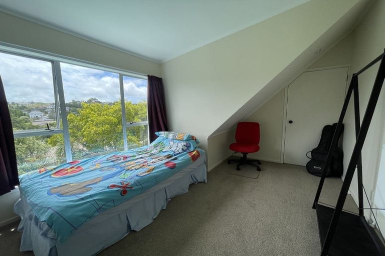 Photo of property in 42 Oaktree Avenue, Browns Bay, Auckland, 0630