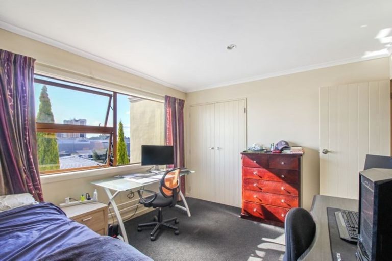 Photo of property in 26d Andrew Young Street, Palmerston North, 4410