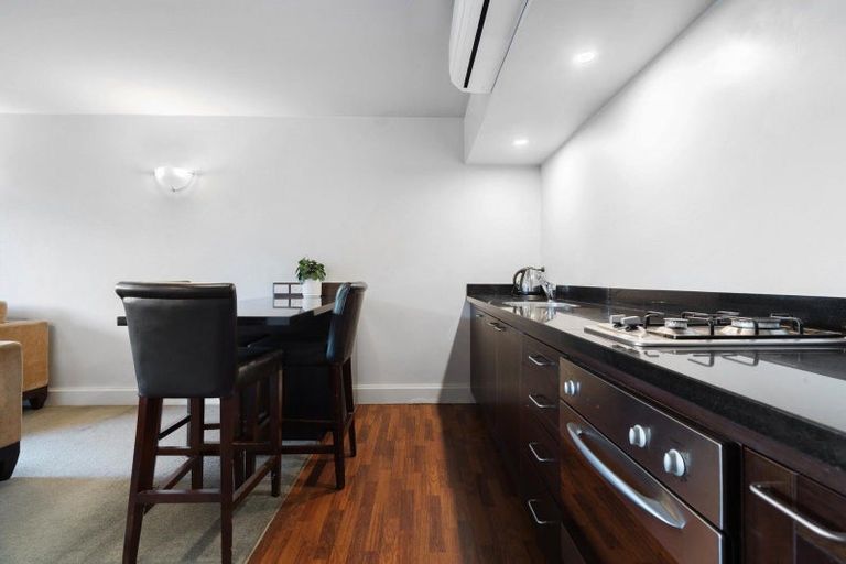 Photo of property in Breakfree Alpine Village, 8/643 Frankton Road, Queenstown, 9300