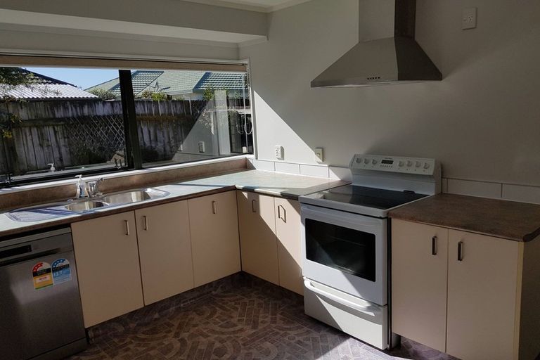 Photo of property in 9a Mistral Place, Paraparaumu Beach, Paraparaumu, 5032