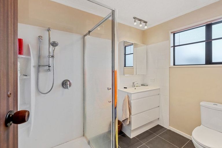 Photo of property in 7a Worsleys Road, Cracroft, Christchurch, 8025