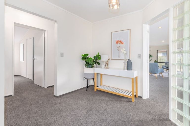 Photo of property in 12 Toru Road, Paraparaumu Beach, Paraparaumu, 5032