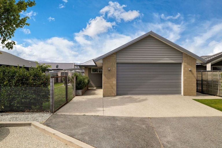 Photo of property in 8 Coventry Crescent, Lower Shotover, Queenstown, 9304