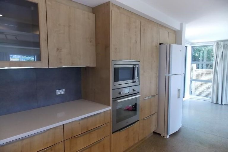 Photo of property in 73a Amritsar Street, Khandallah, Wellington, 6035