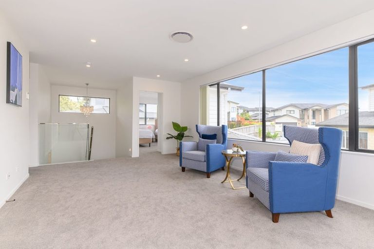 Photo of property in 5 Paitry Place, Swanson, Auckland, 0614