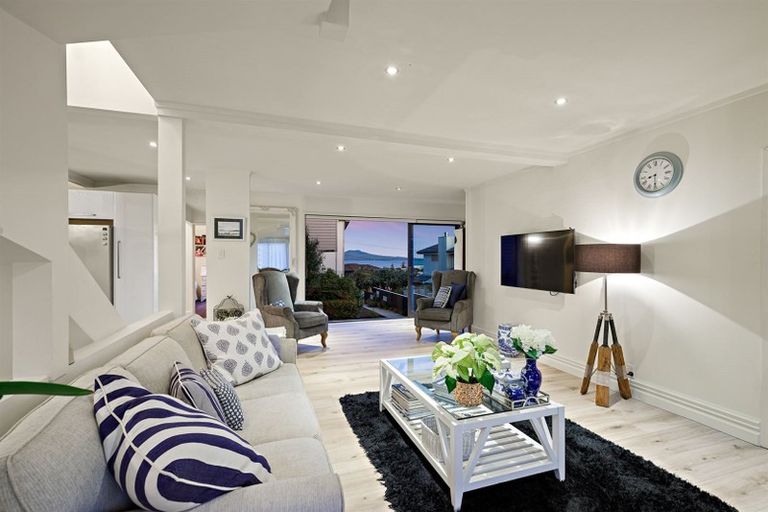 Photo of property in 1/36 Seaview Road, Castor Bay, Auckland, 0620