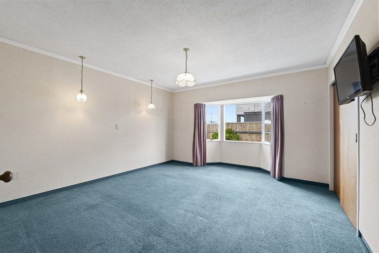 Photo of property in 140 Parklands Avenue, Bell Block, New Plymouth, 4312