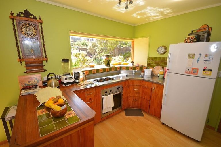 Photo of property in 4 Island View Terrace, Waikanae Beach, Waikanae, 5036