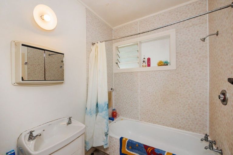 Photo of property in 135 Broadway, Marton, 4710