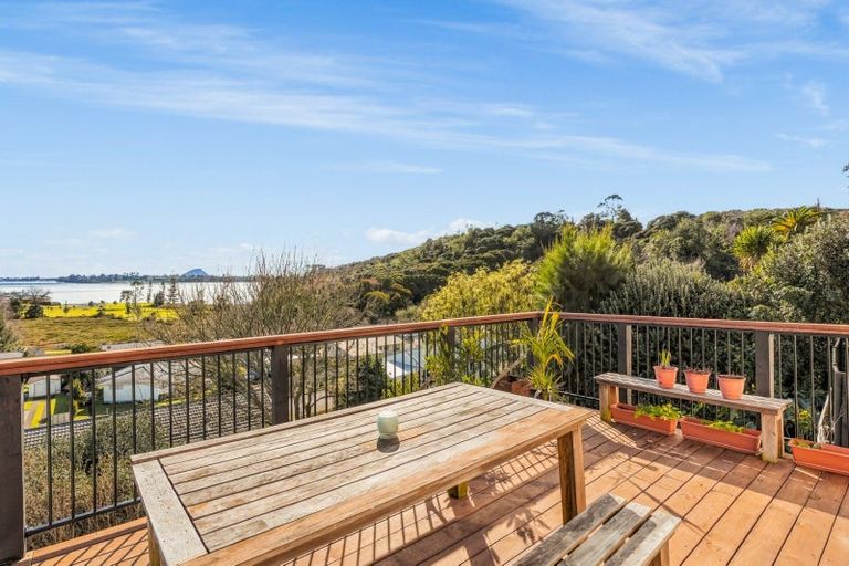 Photo of property in 33 Dingadee Street, Welcome Bay, Tauranga, 3112