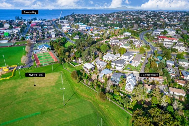 Photo of property in 1/41 Glencoe Road, Browns Bay, Auckland, 0630