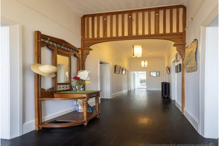 Photo of property in 22 Exeter Street, Lyttelton, 8082