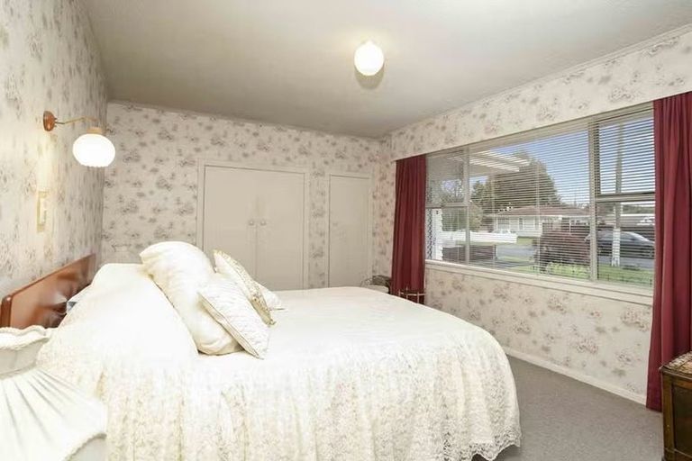 Photo of property in 6 Edmund Hillary Avenue, Papakura, 2110