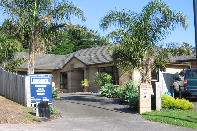 Photo of property in 25 Red Shed Lane, Albany, Auckland, 0632