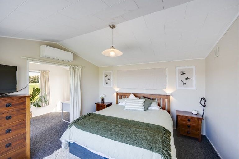 Photo of property in 61 Johns Road, Jervoistown, Napier, 4112