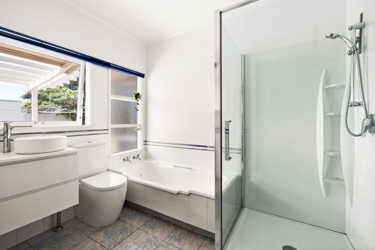 Photo of property in 717 York Street, Mahora, Hastings, 4120