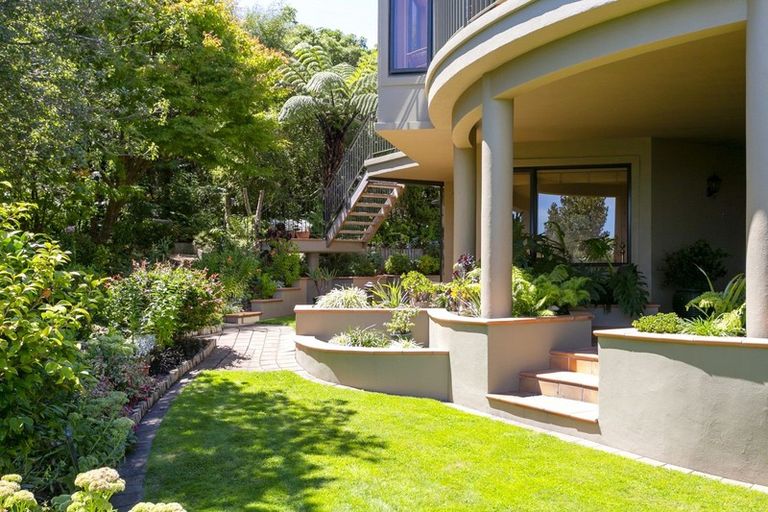 Photo of property in 40 Whakamoenga Point, Acacia Bay, Taupo, 3385