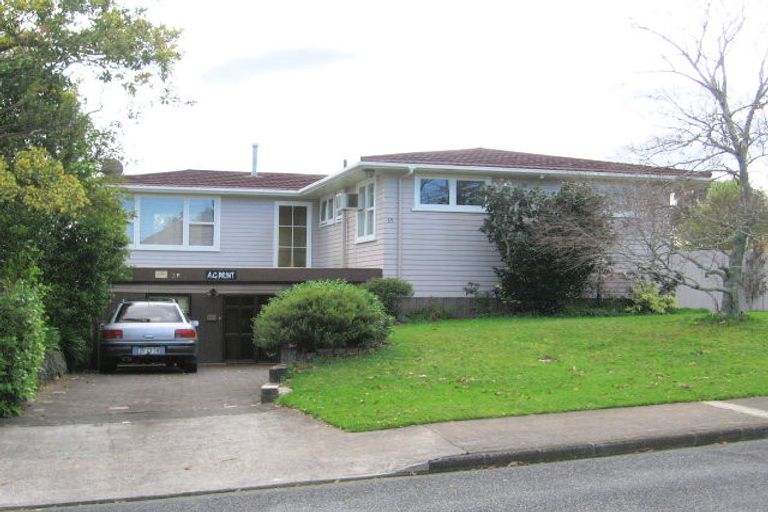 Photo of property in 35 O'halloran Road, Howick, Auckland, 2014
