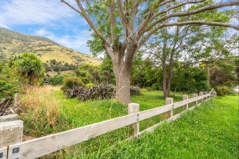 Photo of property in 1194 Okains Bay Road, Okains Bay, 7583