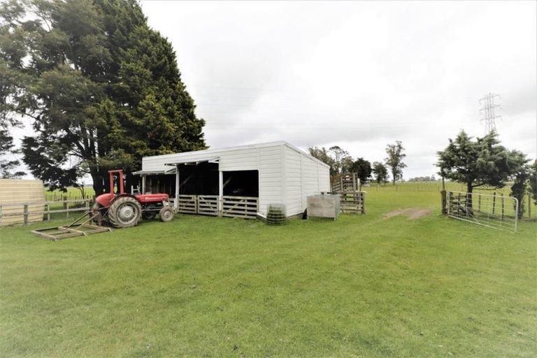 Photo of property in 561 Makirikiri Road, Marton, 4789