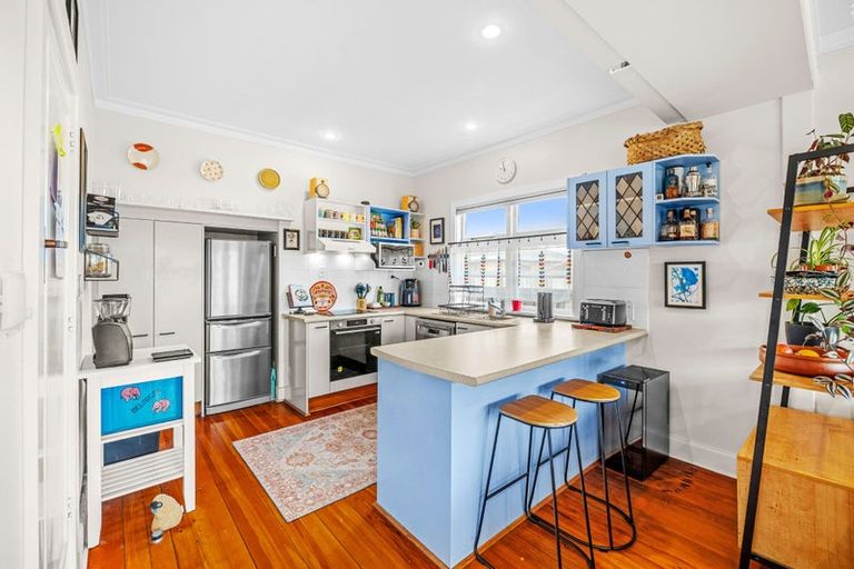 Photo of property in 16 Frankleigh Street, Somerfield, Christchurch, 8024