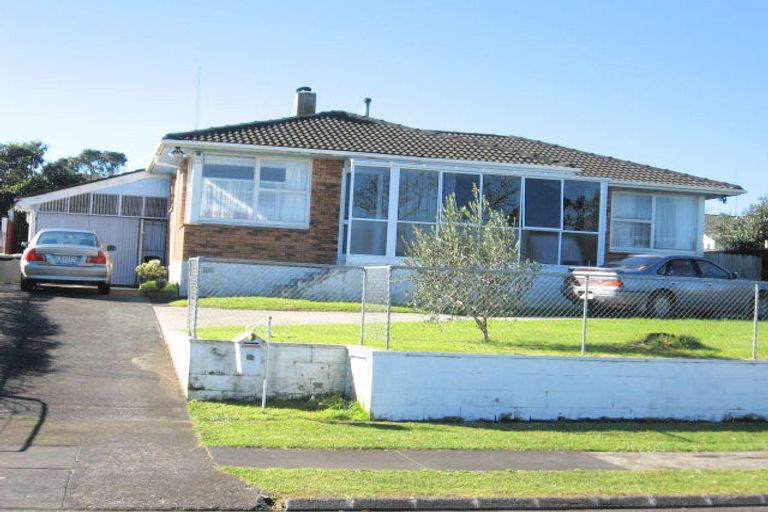 Photo of property in 40 Hobart Crescent, Wattle Downs, Auckland, 2103