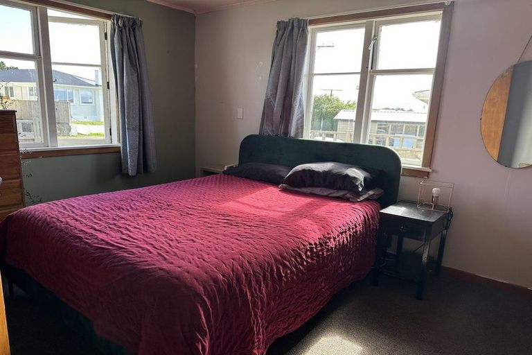 Photo of property in 16 Watene Crescent, Waitara, 4320