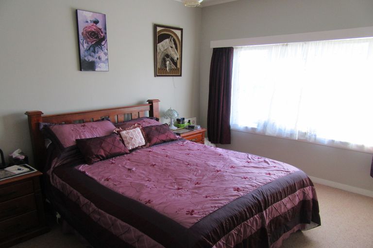 Photo of property in 169 Queen Street, Waimate, 7924