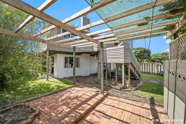 Photo of property in 212 Don Buck Road, Massey, Auckland, 0614