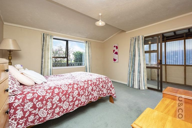 Photo of property in 18 Tapu Road, Huapai, Kumeu, 0810