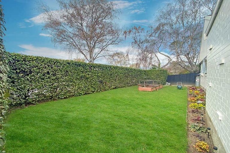 Photo of property in 3 Deepdale Street, Burnside, Christchurch, 8053