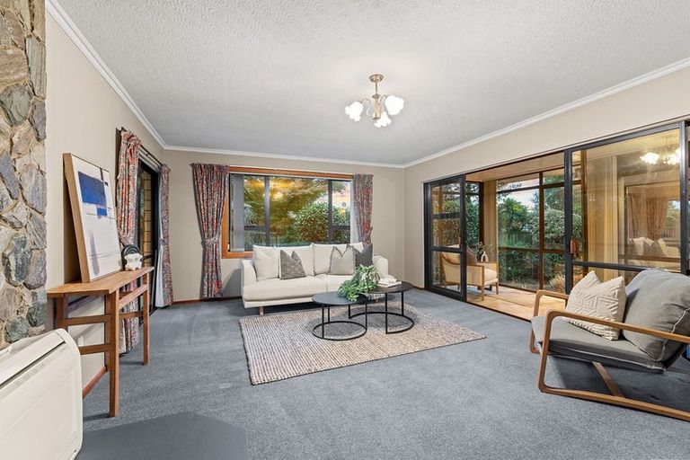 Photo of property in 17 Wyatt Place, Russley, Christchurch, 8042