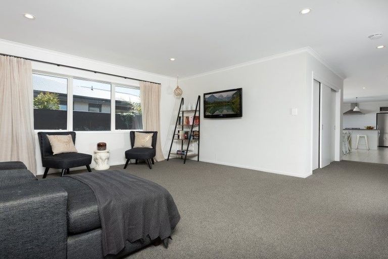 Photo of property in 15 Lakeview Quay, Pyes Pa, Tauranga, 3112