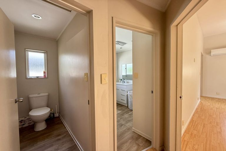 Photo of property in 10a Olwyn Place, Greenhithe, Auckland, 0632