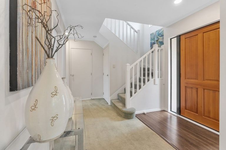 Photo of property in 2/2 Abercrombie Street, Howick, Auckland, 2014