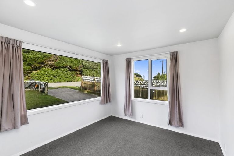 Photo of property in 1072 Makara Road, Makara Beach, Karori, 6972