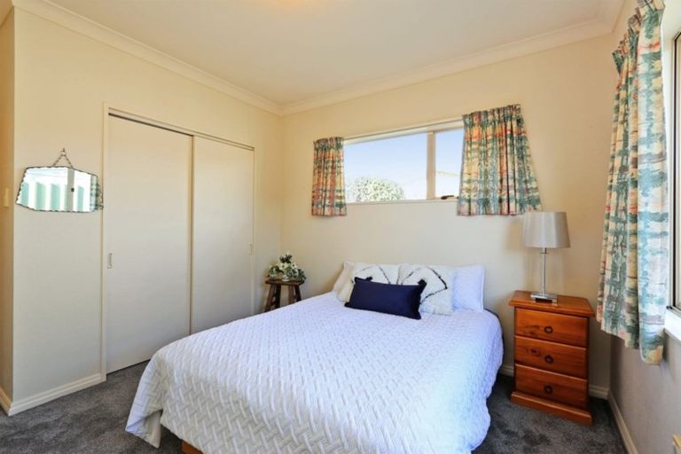 Photo of property in 59 Whiting Crescent, Greenmeadows, Napier, 4112