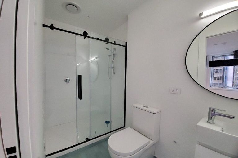 Photo of property in 10/155f Queen Street, Auckland Central, Auckland, 1010