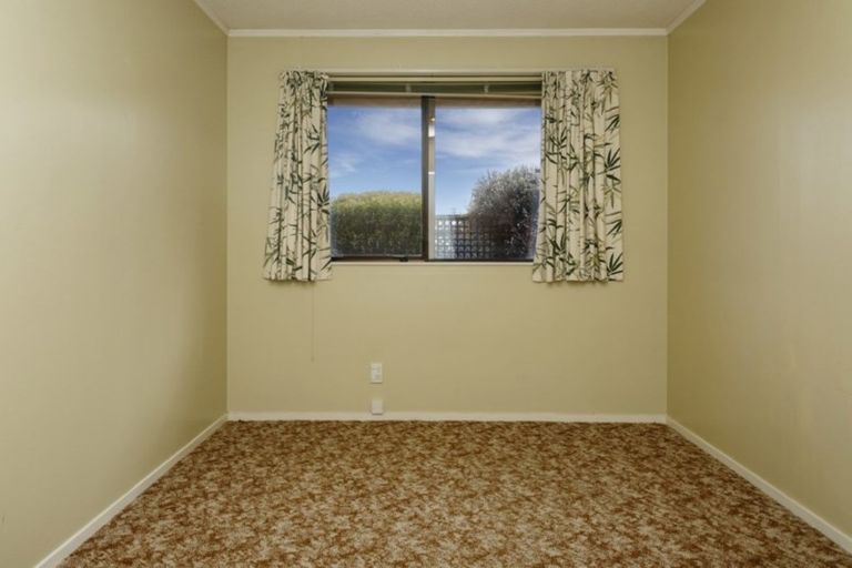 Photo of property in 2/137 Te Heuheu Street, Taupo, 3330