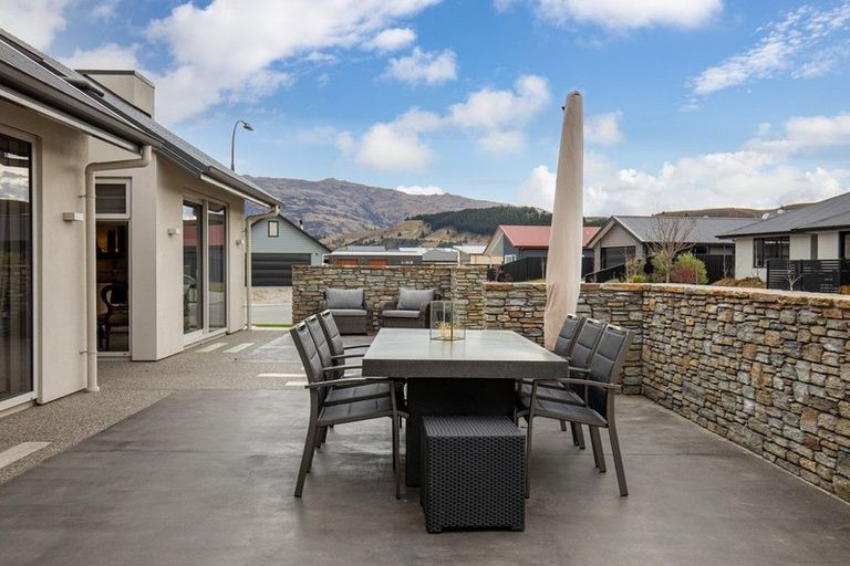 Photo of property in 10 Willoughby Place, Clyde, 9330