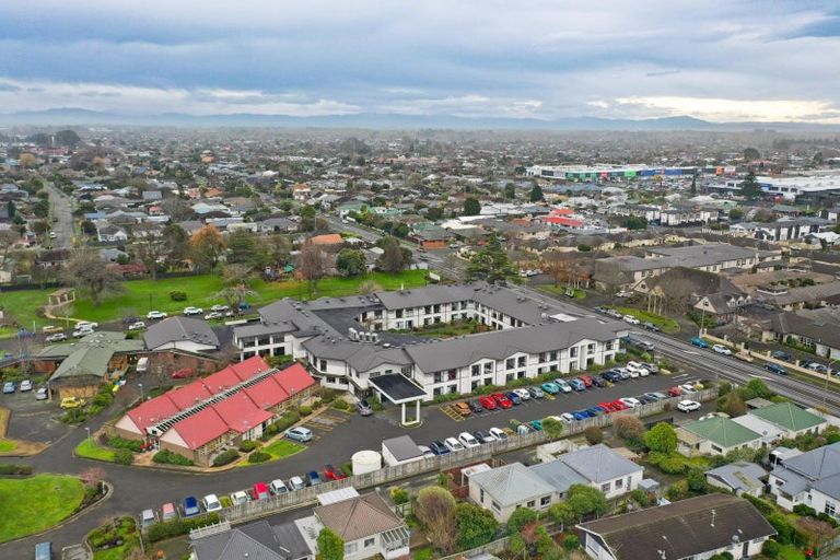 Photo of property in 2/73a Harewood Road, Papanui, Christchurch, 8053