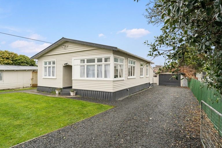 Photo of property in 3 Raukawa Street, Otaki, 5512