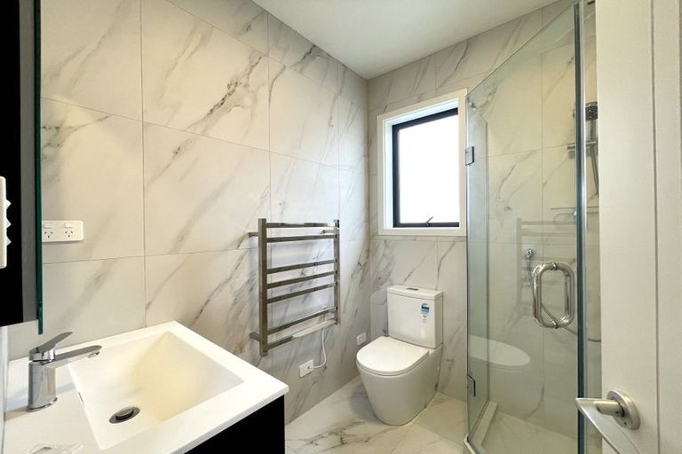 Photo of property in 91b Sunrise Avenue, Murrays Bay, Auckland, 0630