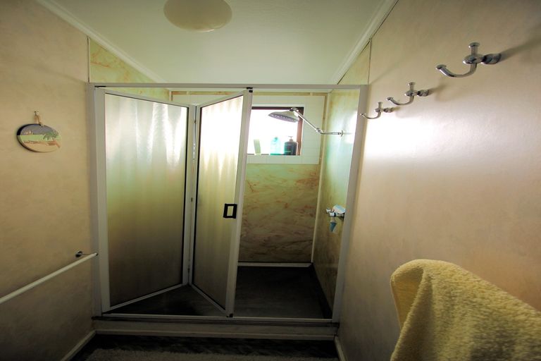 Photo of property in 8 Totara Peak Crescent, Omarama, 9412